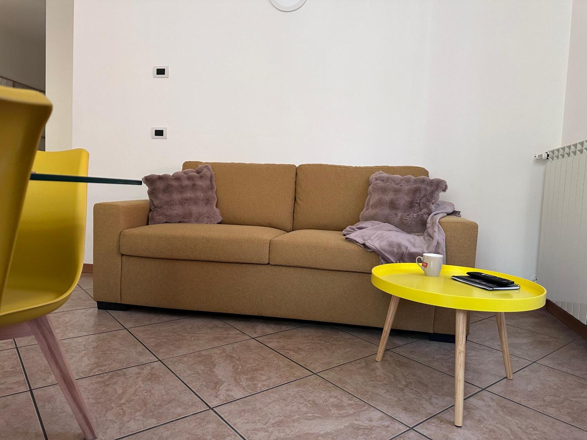Ambra Apartment Tirano Exterior foto